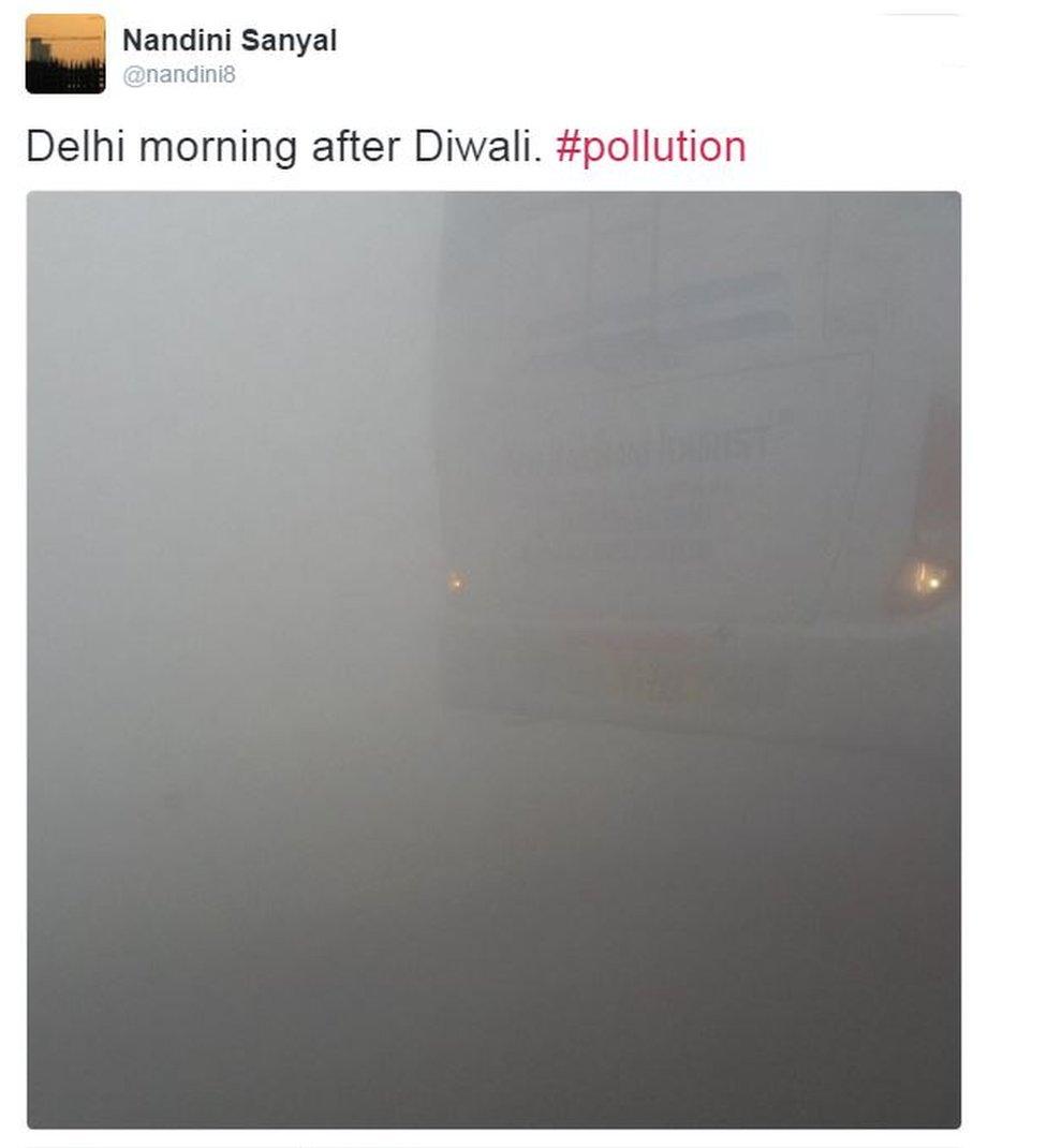 Tweet from user nandini8 shows smog in Delhi