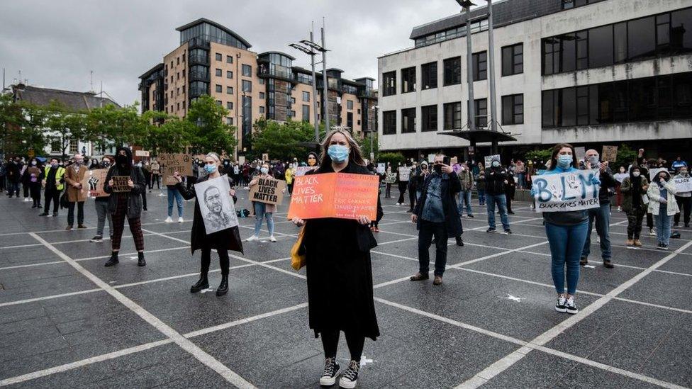 socially-distanced-protesters-belfast