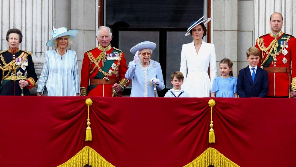 Royals on the balcony of Buckingham Palace