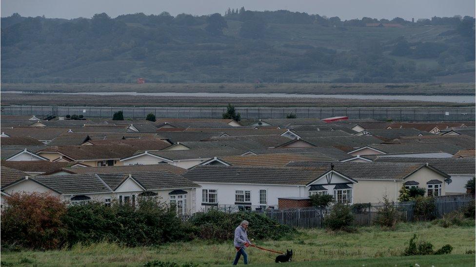 Pictures of prefabricated park homes in Canvey