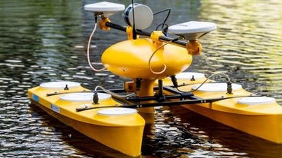 Autonomous surface vehicle