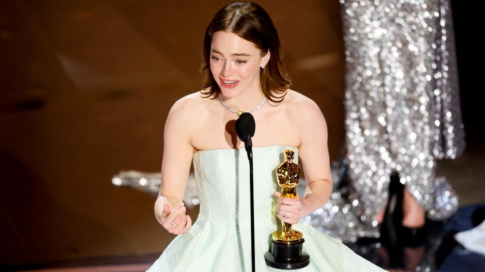 Emma Stone accepts the Best Actress in a Leading Role award for "Poor Things" at the 96th Annual Oscars held at Dolby Theatre on March 10, 2024 in Los Angeles, California