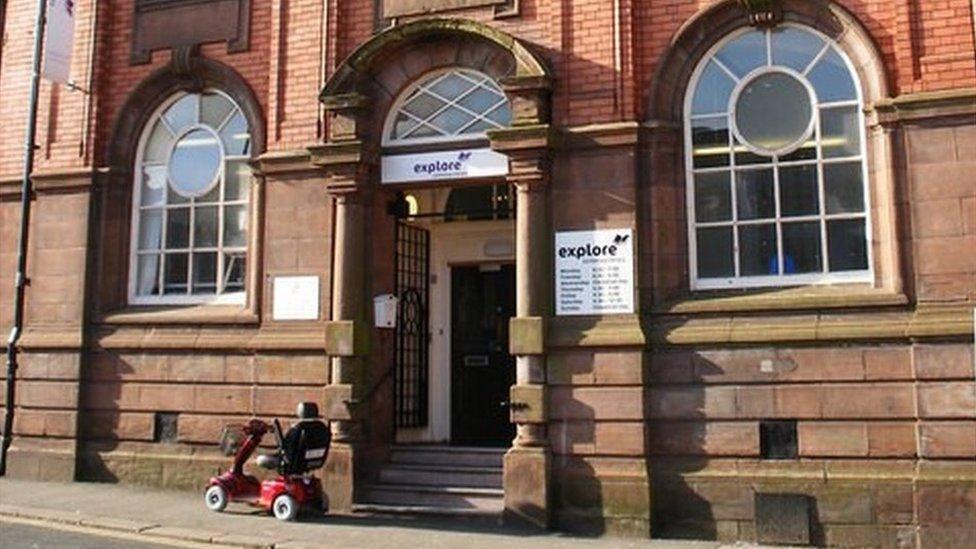 Tyldesley Library