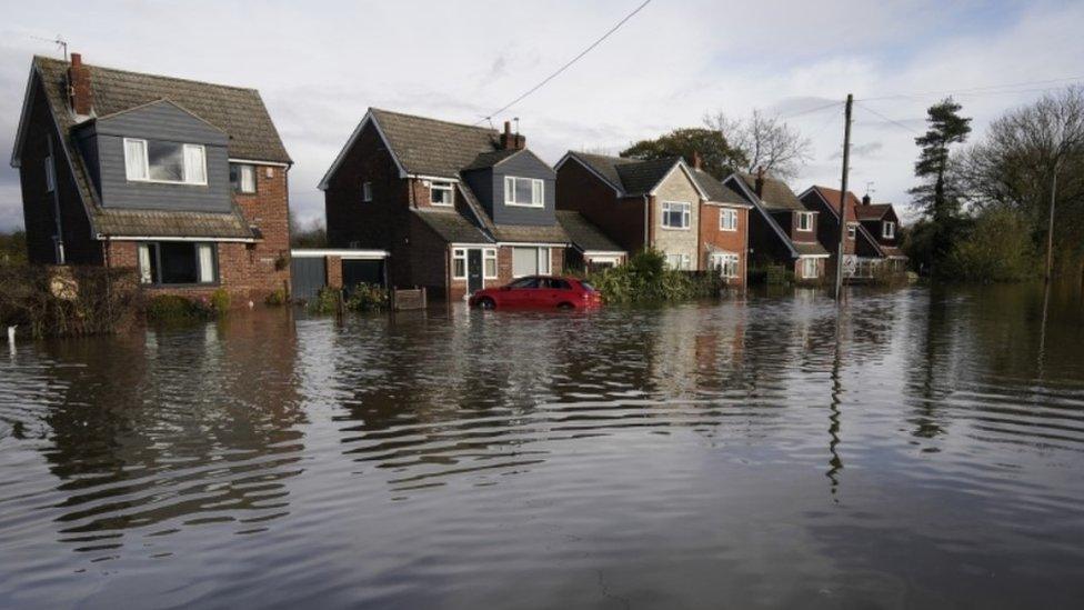 Flooding in Fishlake