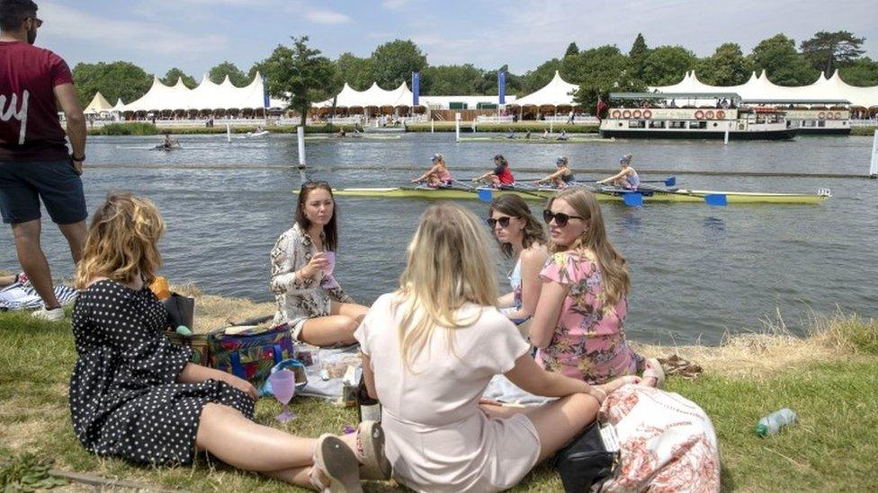 Henley regatta spectators