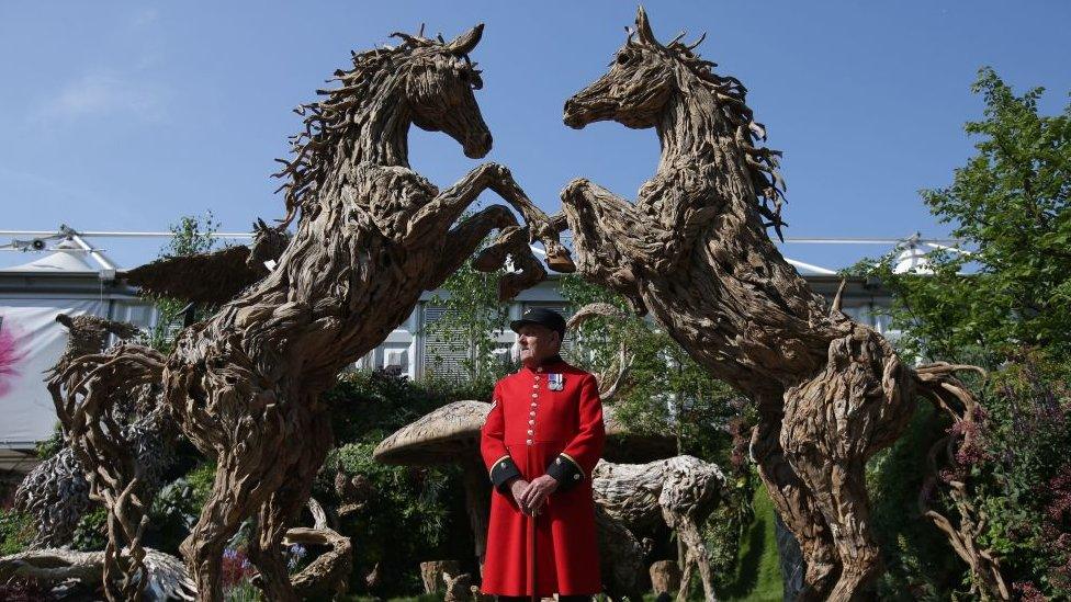 Stallions-made-from-driftwood.