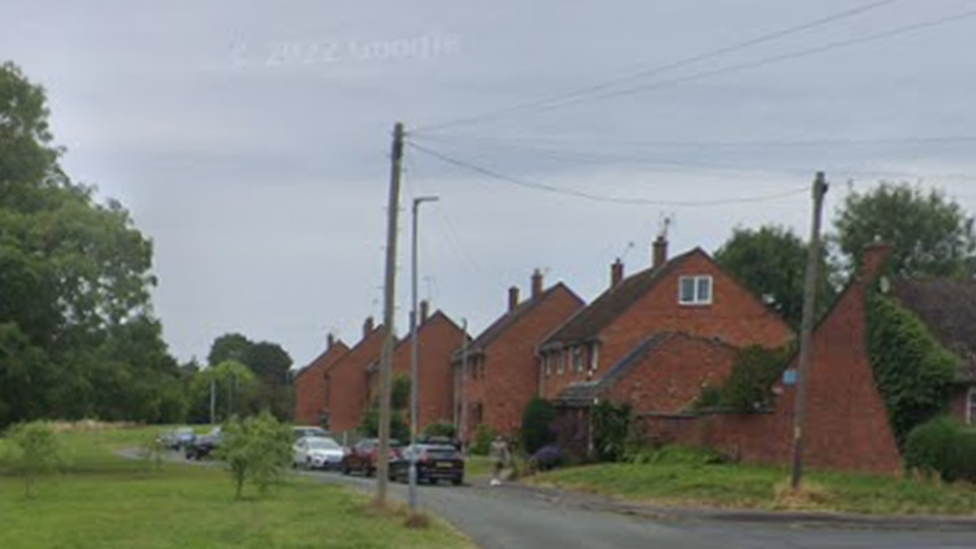 The girl was sitting on a pavement in Northern Rise in the Great Sutton area when she was grabbed