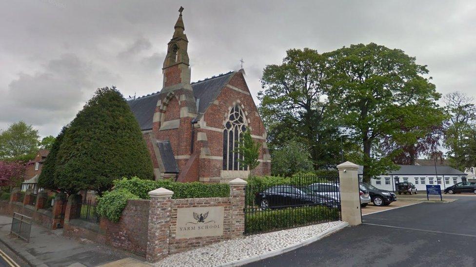 Streetview of Yarm school entrance