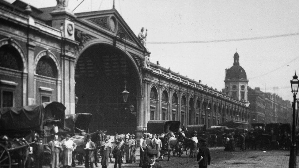 The market in 19th century