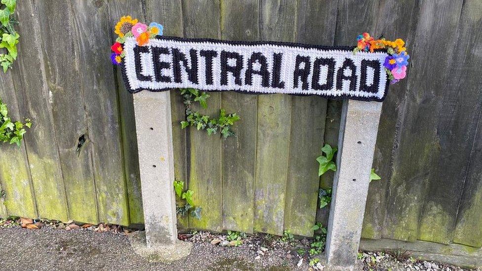 Knitted Central Road sign