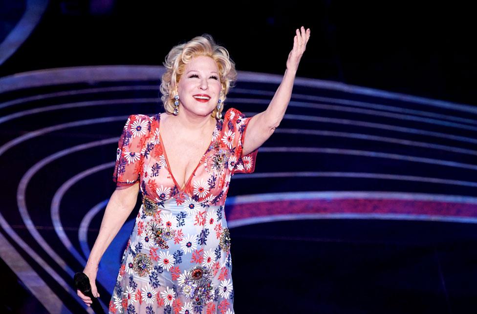 Bette Midler performs