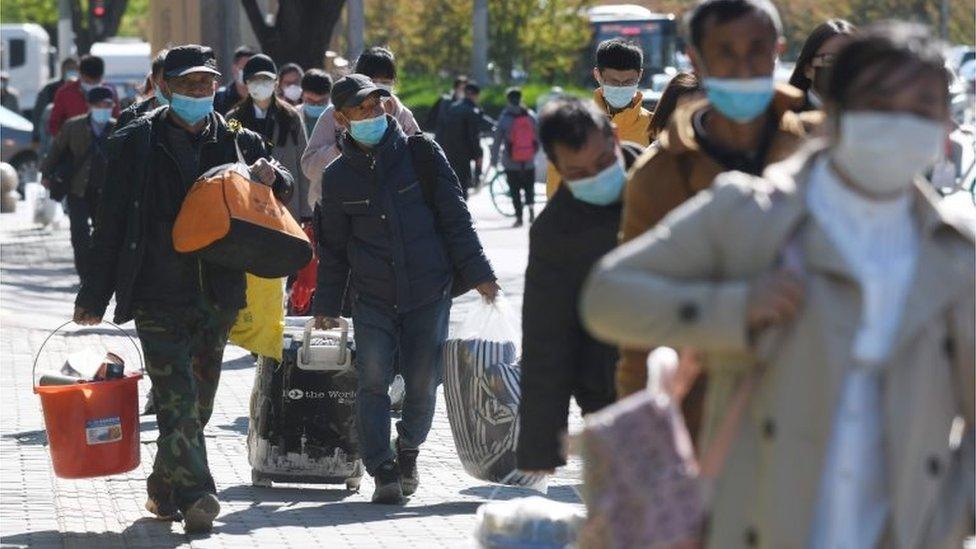 People wearing masks in Beijing (23/04/20)