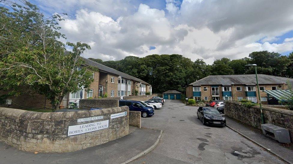 Streetview of entrance to Dunelm Court