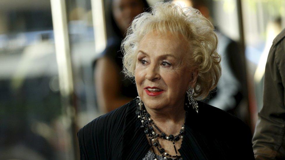 Doris Roberts