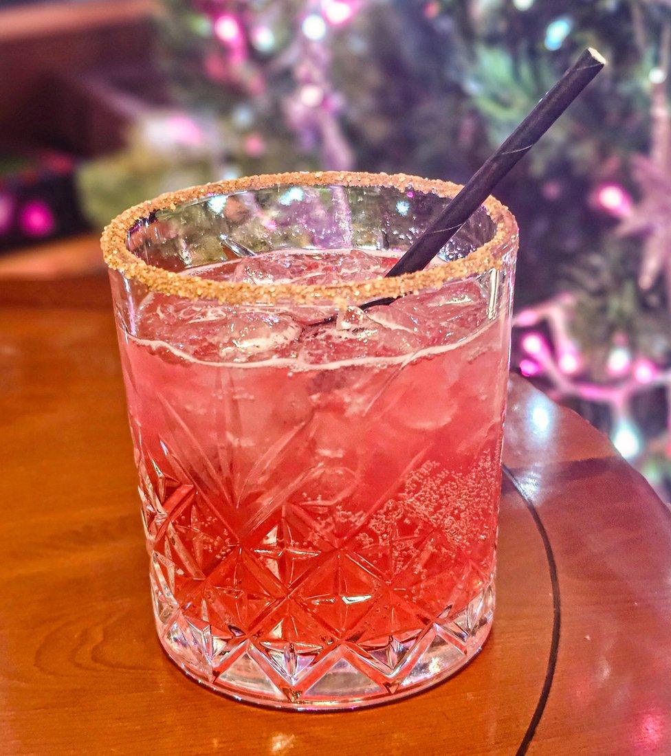 Crimbo cranberry fizz