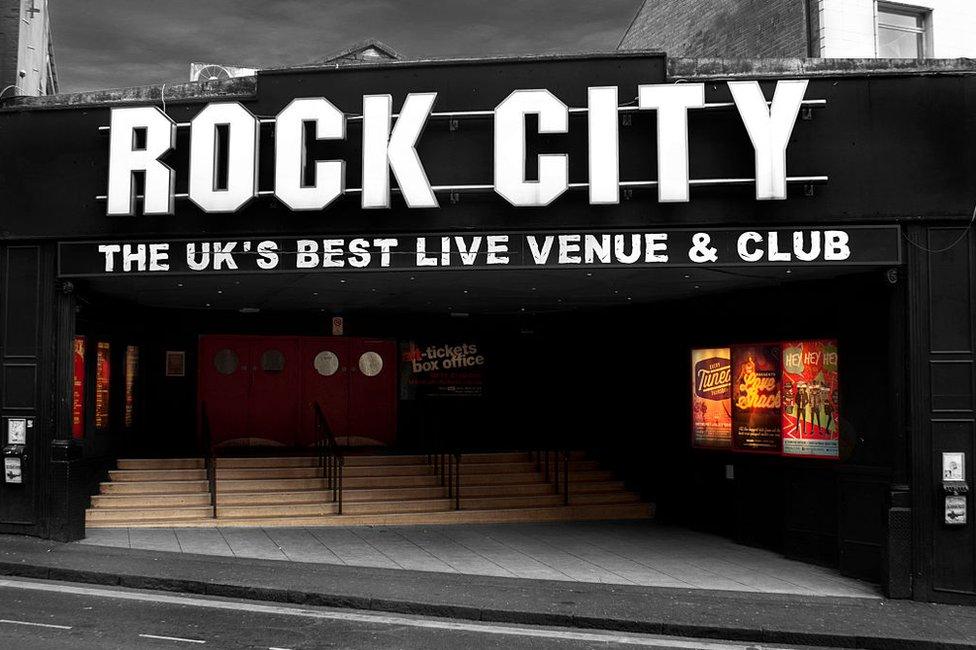 Rock City entrance