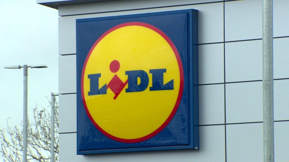 A Lidl sign