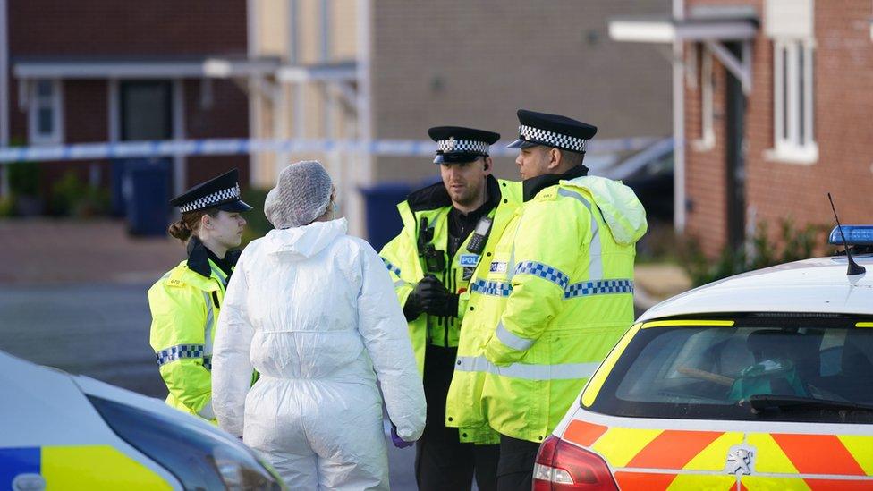 Police in Meridian Close, Bluntisham