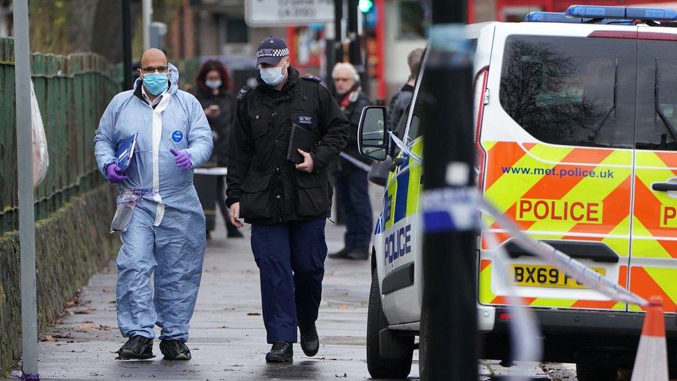 Police and forensics in Croydon