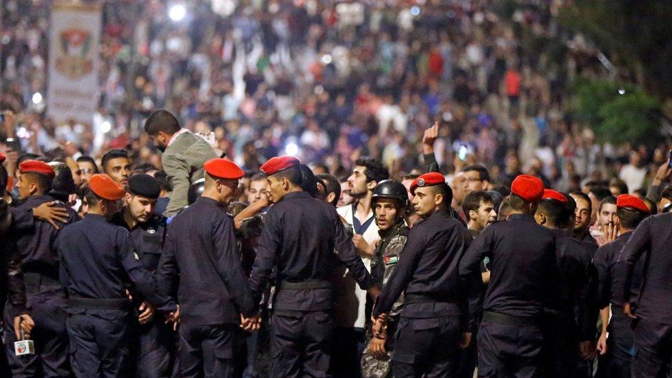 Police block off the prime minister's office