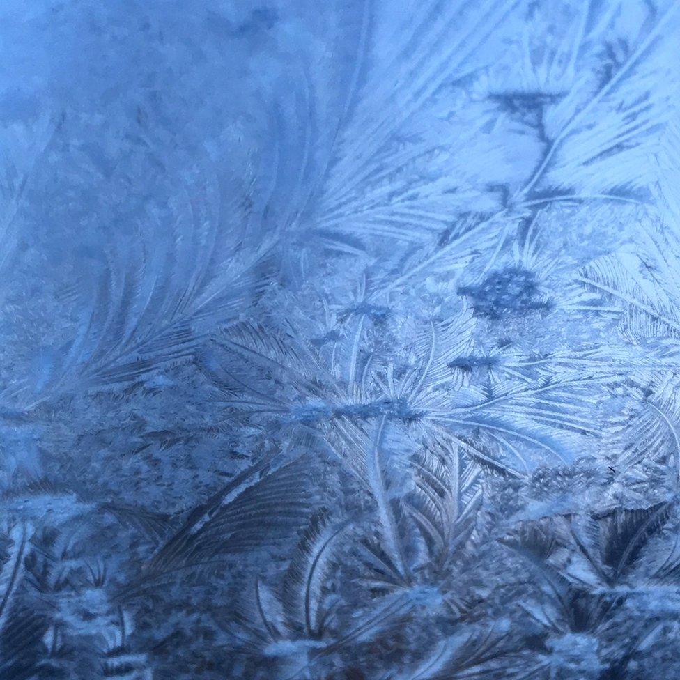 Ice patterns