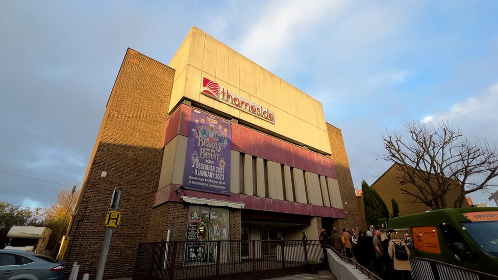 Thameside theatre complex in Grays