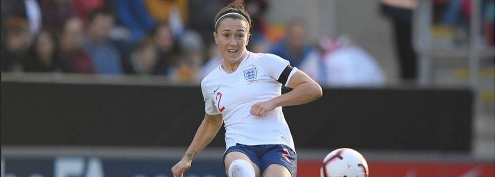 Lucy Bronze playing for England