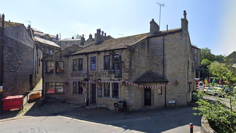 The Elephant and Castle Inn, Holmfirth