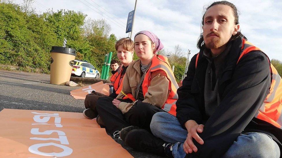 Just Stop Oil protesters at Clacket Lane