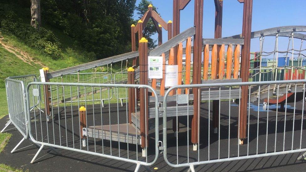 Climbing frame fenced off