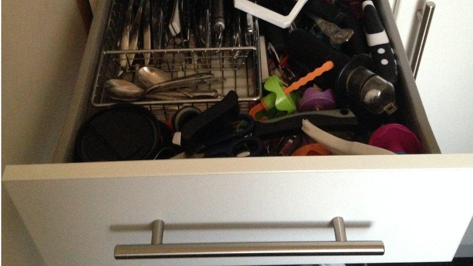 Cutlery drawer