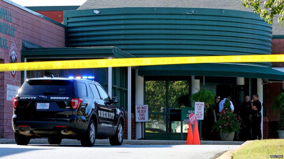 Investigators outside Townville Elementary School on 28 September 2016