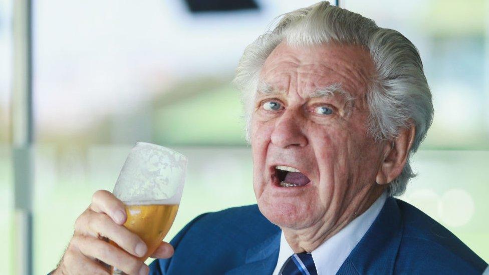 Former Australian Prime Minister Bob Hawke skulls a cold beer during day two of the Fifth Test match in the 2017/18 Ashes Series between Australia and England at Sydney Cricket Ground on January 5, 2018 in Sydney, Australia.