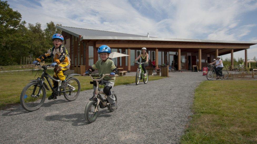 Children on bicycles at Hicks Lodge