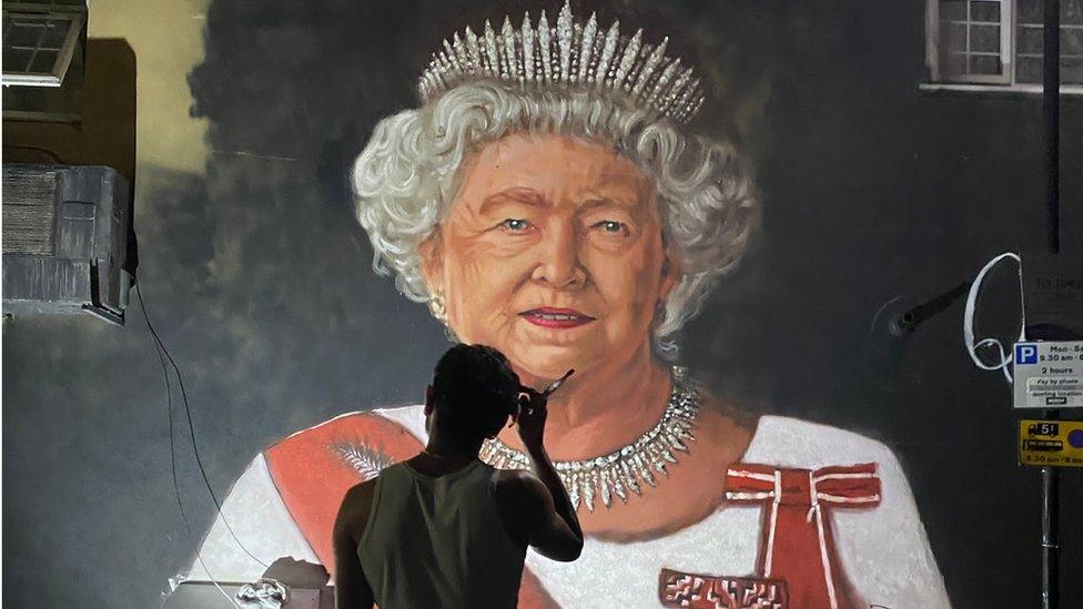 Queen Elizabeth II mural