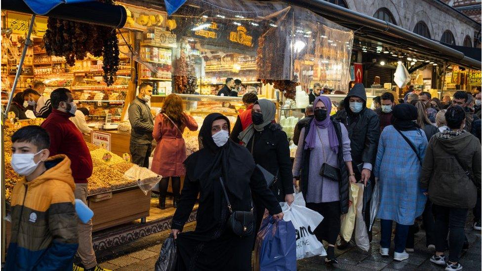 Turkish shoppers