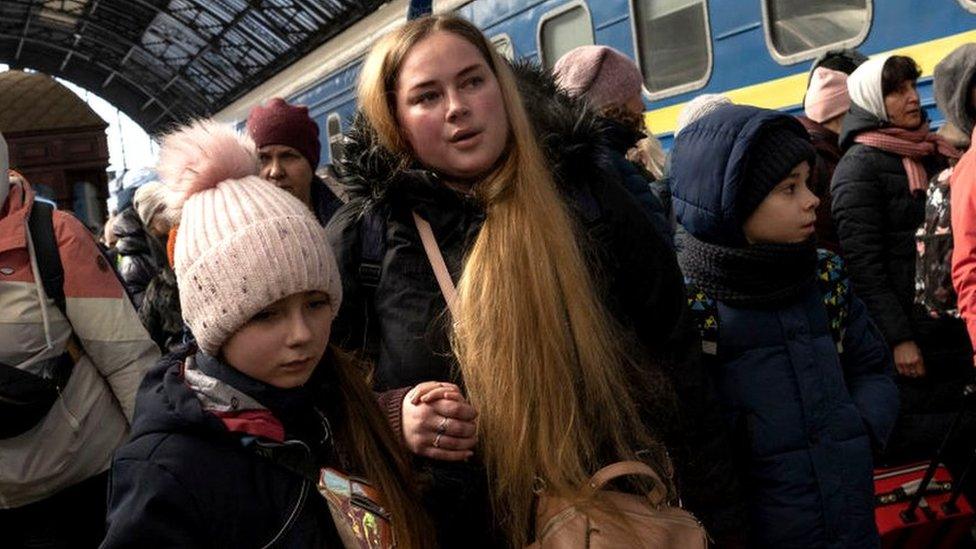 refugees arriving in Lviv