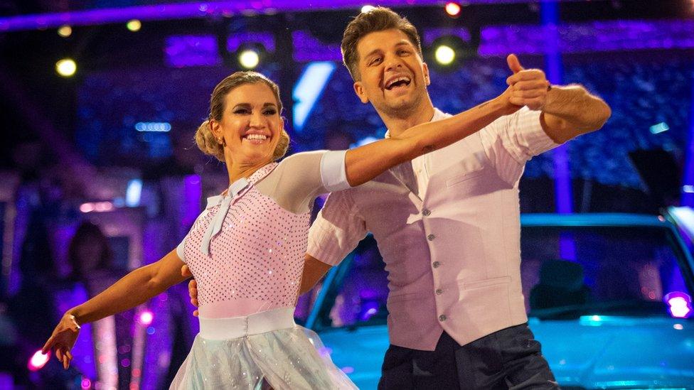 Ashley-and-Pasha-perform-quickstep.