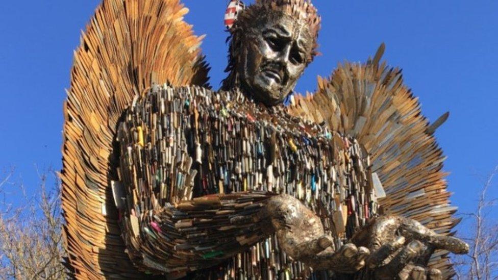 Knife angel