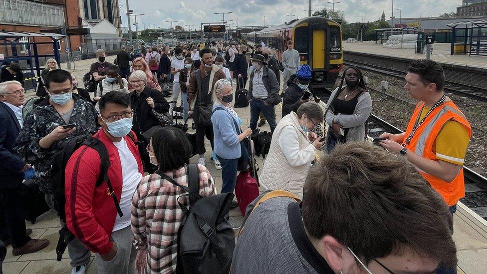 Nottingham Railway station platform