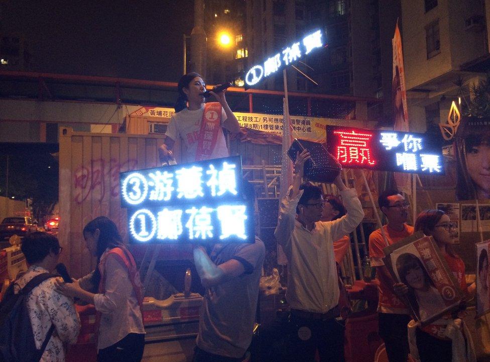 Picture of Kwong Po Yin campaigning on 22 November 2015