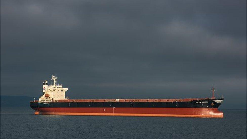 Oil tanker