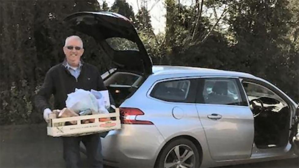 man delivering food