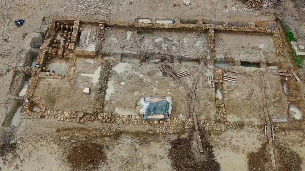 Roman villa Cam