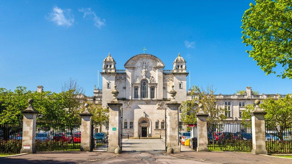 Prifysgol Caerdydd