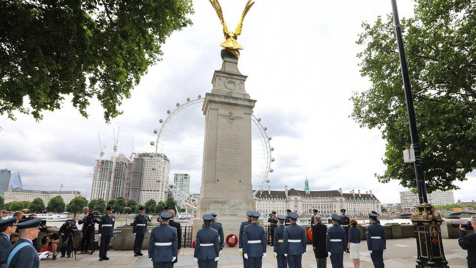 Wreath laying at RAF Memorial, Victoria Embankment