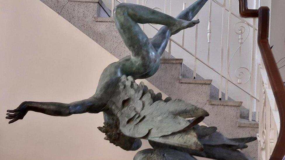 Icarus statue