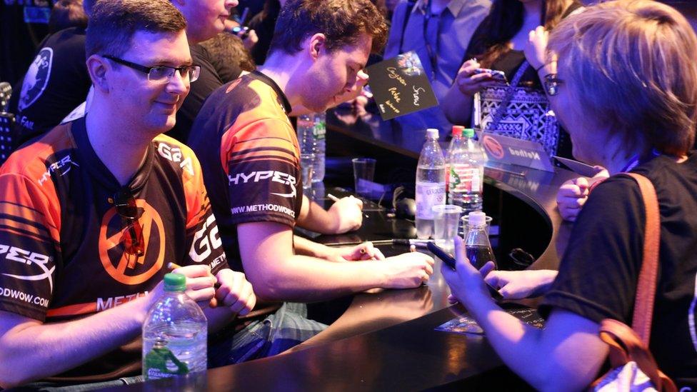 Gamescom 2015 in pictures - BBC News