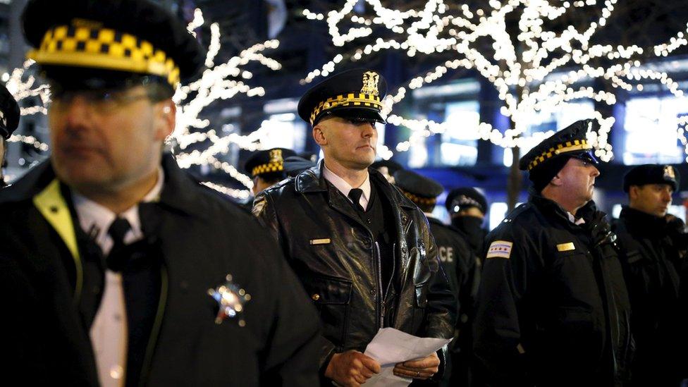 Chicago police watch protesters