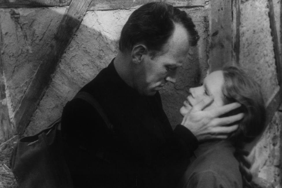 Max Von Sydow and Liv Ullman